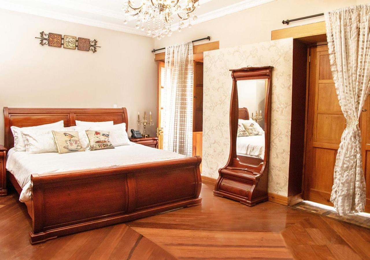 Hotel Boutique Casa Ruth En Cuenca Zewnętrze zdjęcie